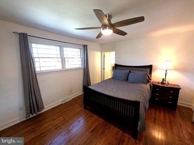 156 CROCKETT RD, Warminster, PA 18974