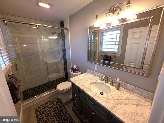 156 CROCKETT RD, Warminster, PA 18974