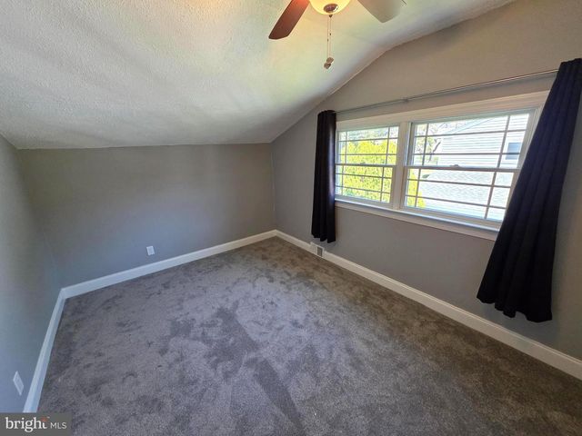 156 CROCKETT RD, Warminster, PA 18974