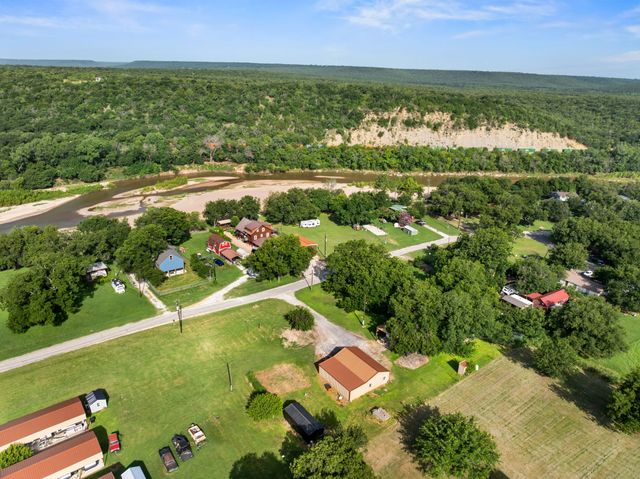 800 River View Road, Millsap, TX 76066