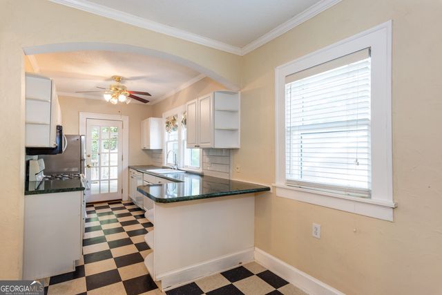 727 Yorkshire Road NE, Atlanta, GA 30306
