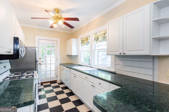 727 Yorkshire Road NE, Atlanta, GA 30306