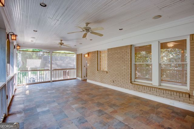 727 Yorkshire Road NE, Atlanta, GA 30306