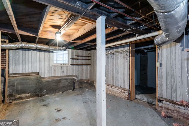 727 Yorkshire Road NE, Atlanta, GA 30306