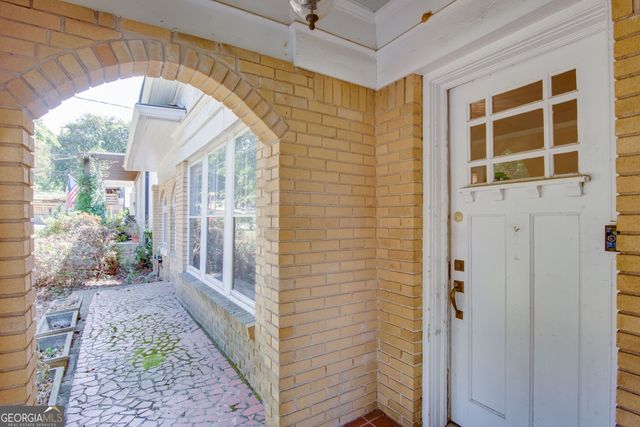 727 Yorkshire Road NE, Atlanta, GA 30306