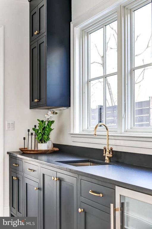 Image 12 of property listing at 4422 WALSH ST, Chevy Chase, MD 20815