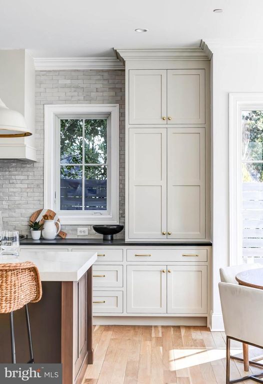 Image 19 of property listing at 4422 WALSH ST, Chevy Chase, MD 20815