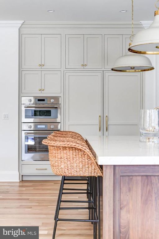 Image 20 of property listing at 4422 WALSH ST, Chevy Chase, MD 20815