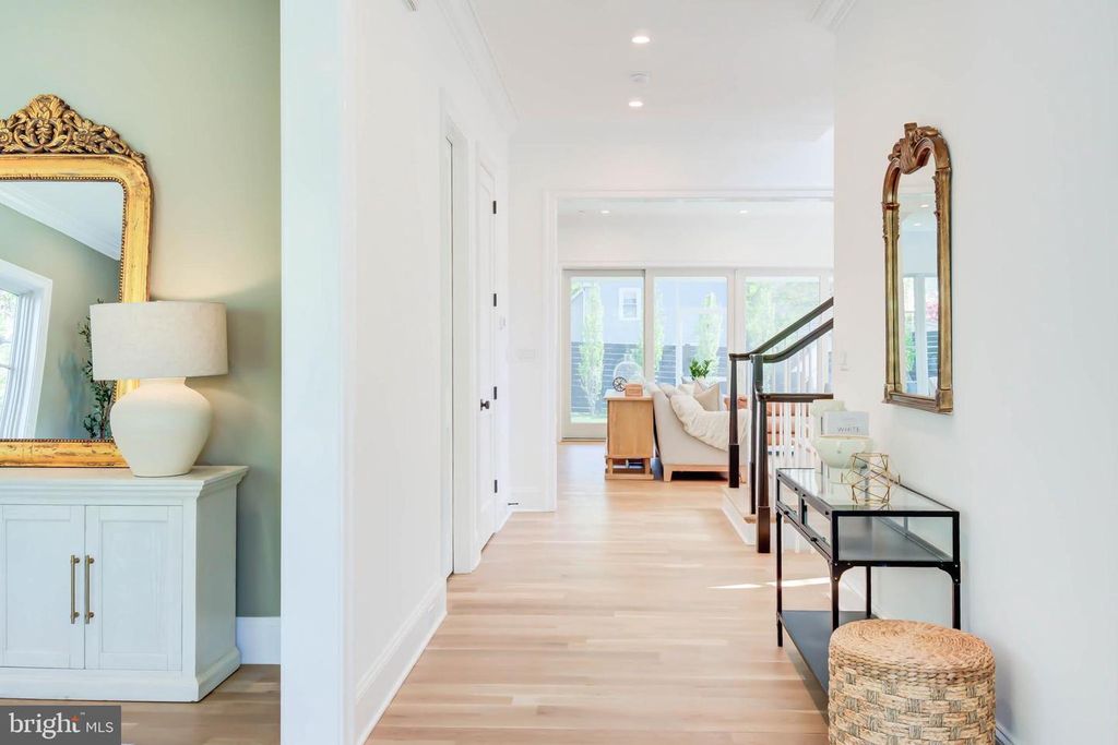 Image 23 of property listing at 4422 WALSH ST, Chevy Chase, MD 20815