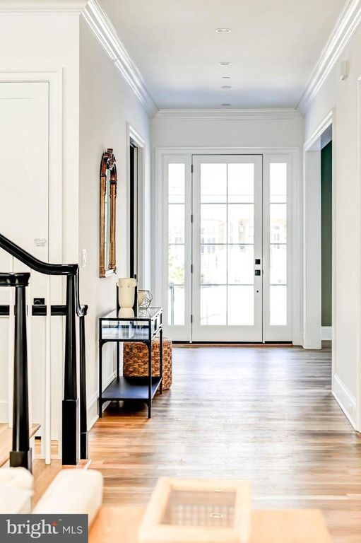 Image 4 of property listing at 4422 WALSH ST, Chevy Chase, MD 20815