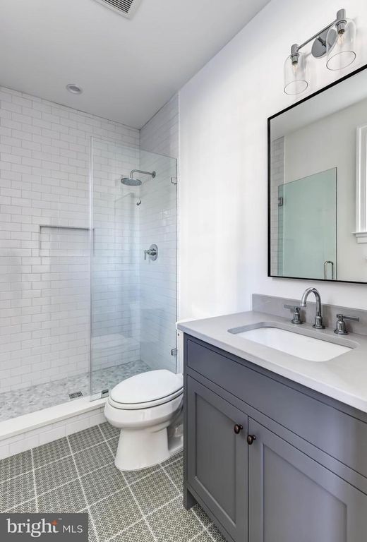 Image 49 of property listing at 4422 WALSH ST, Chevy Chase, MD 20815