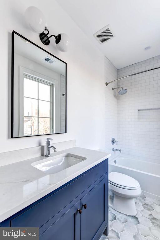 Image 57 of property listing at 4422 WALSH ST, Chevy Chase, MD 20815