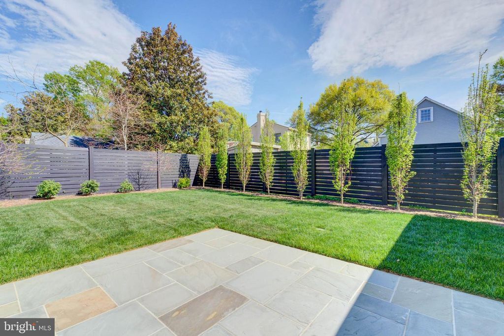 Image 76 of property listing at 4422 WALSH ST, Chevy Chase, MD 20815