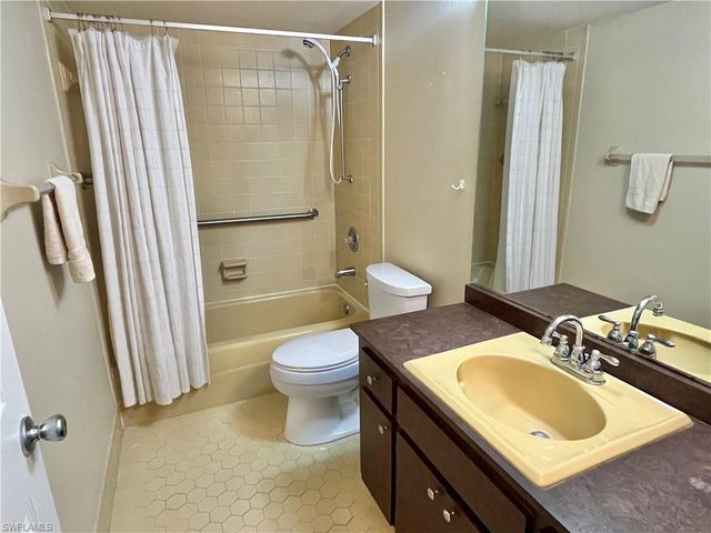 1356 Myerlee Country Club BLVD # 2, Fort Myers, FL 33919