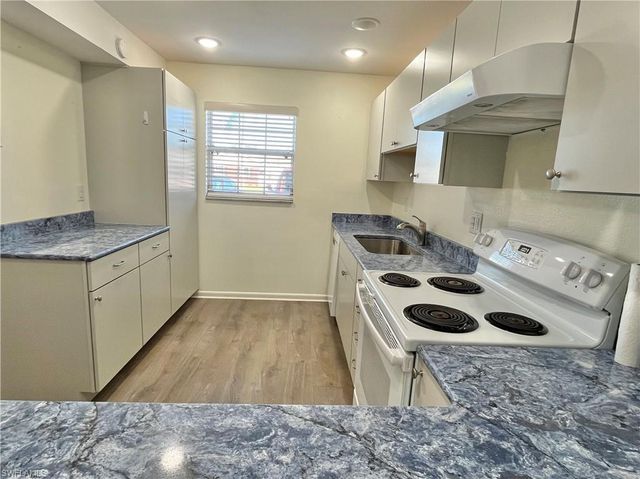 1356 Myerlee Country Club BLVD # 2, Fort Myers, FL 33919