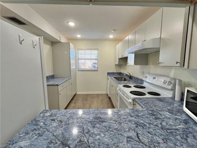 1356 Myerlee Country Club BLVD # 2, Fort Myers, FL 33919