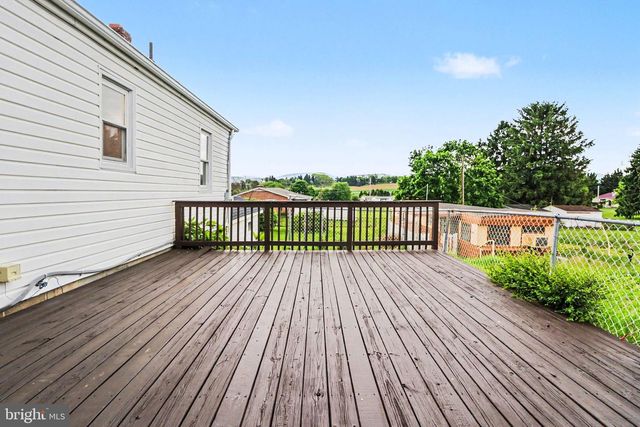 708 BALTIMORE RD, Shippensburg, PA 17257