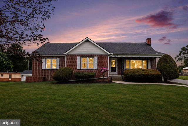 708 BALTIMORE RD, Shippensburg, PA 17257