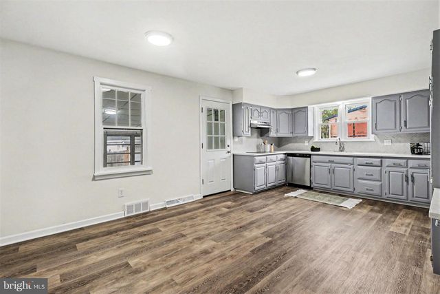 708 BALTIMORE RD, Shippensburg, PA 17257