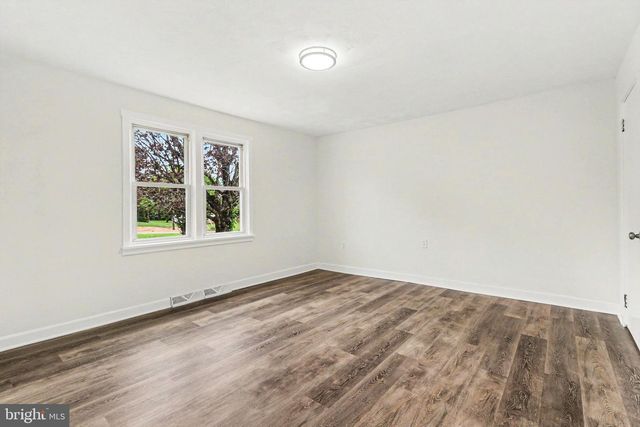 708 BALTIMORE RD, Shippensburg, PA 17257