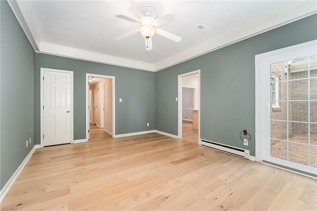 16 Fountain Manor Drive B, Greensboro, NC 27405