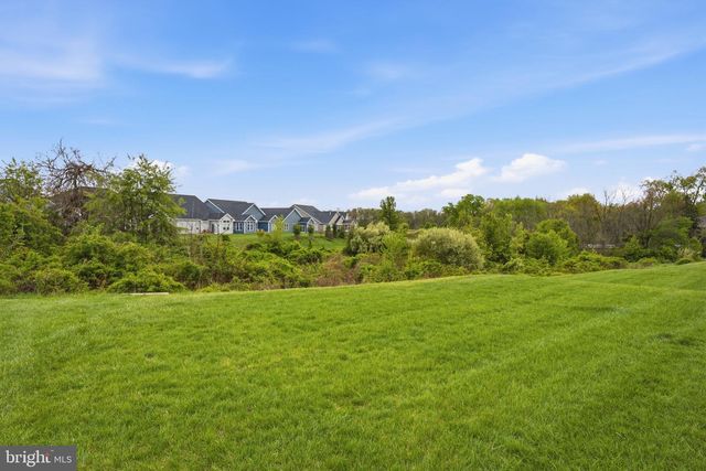 342 NATIONAL DR, Downingtown, PA 19335