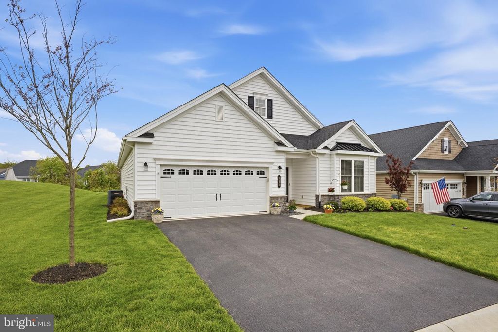 342 NATIONAL DR, Downingtown, PA 19335