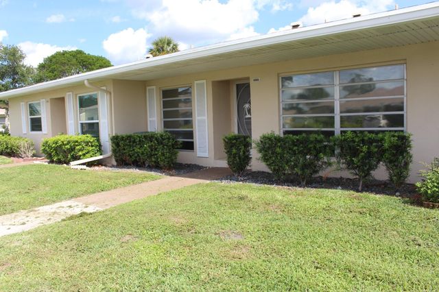 8861 Bella Vista Drive, Boca Raton, FL 33433