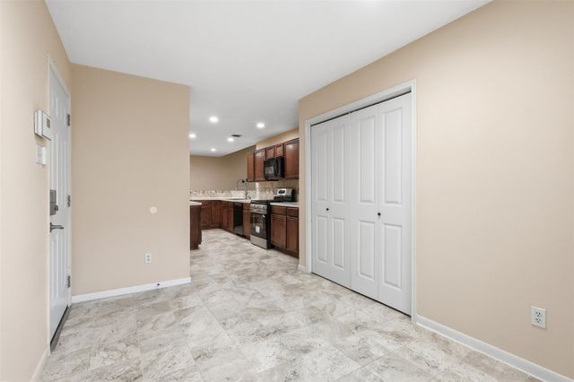 8227 Squires Place Drive, Houston, TX 77083