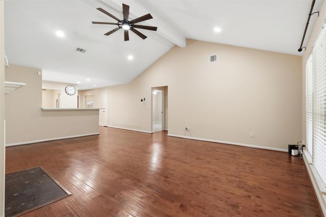 8227 Squires Place Drive, Houston, TX 77083