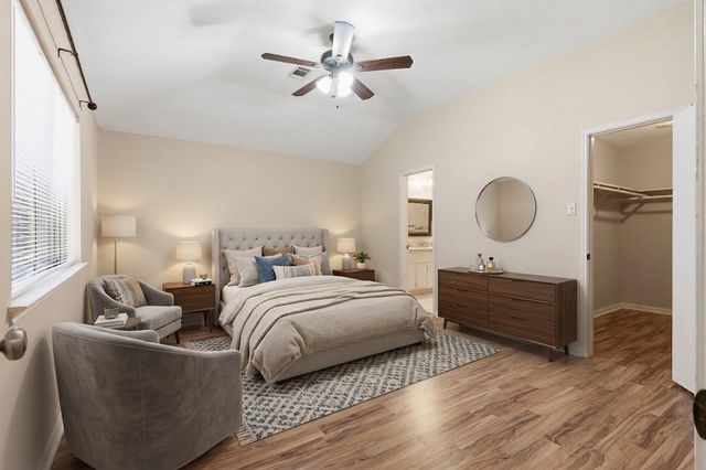 8227 Squires Place Drive, Houston, TX 77083