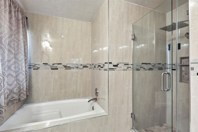 8227 Squires Place Drive, Houston, TX 77083