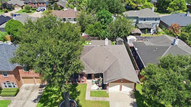 8227 Squires Place Drive, Houston, TX 77083