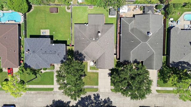 8227 Squires Place Drive, Houston, TX 77083