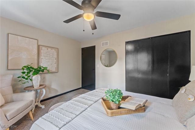 3913 Claridge Drive, Austintown, OH 44511