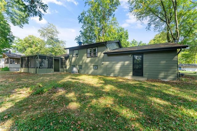 3913 Claridge Drive, Austintown, OH 44511
