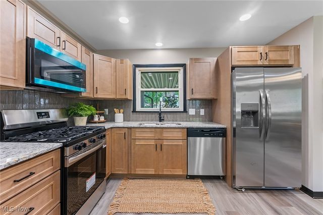 3913 Claridge Drive, Austintown, OH 44511