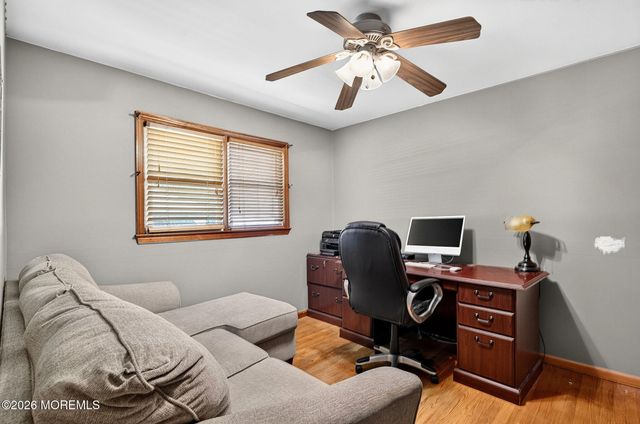 29 Quaid Avenue, Sayreville, NJ 08872