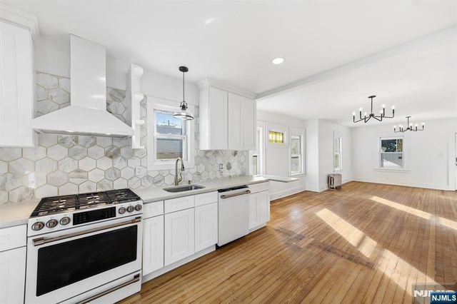 159 2nd Avenue, Hawthorne, NJ 07506