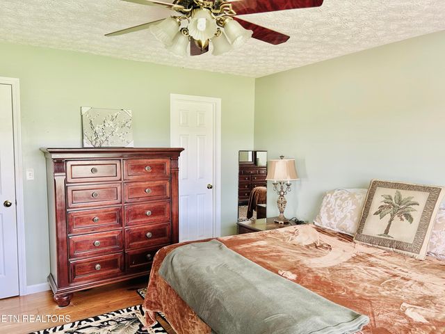 747 E Dumplin Valley Rd, Jefferson City, TN 37760