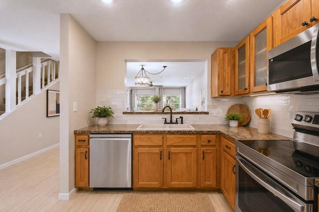 641 MAPLE OAK. CIRCLE 101, Altamonte Springs, FL 32701