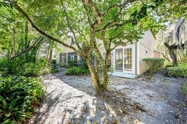 641 MAPLE OAK. CIRCLE 101, Altamonte Springs, FL 32701
