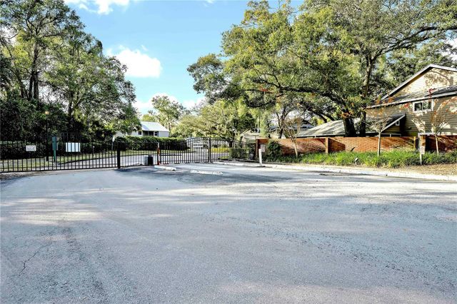 641 MAPLE OAK. CIRCLE 101, Altamonte Springs, FL 32701