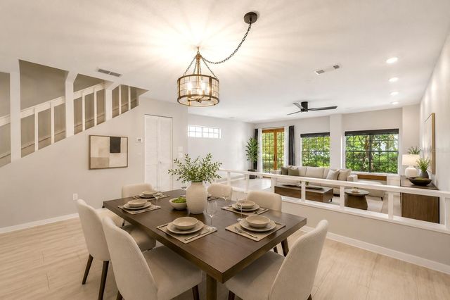 641 MAPLE OAK. CIRCLE 101, Altamonte Springs, FL 32701