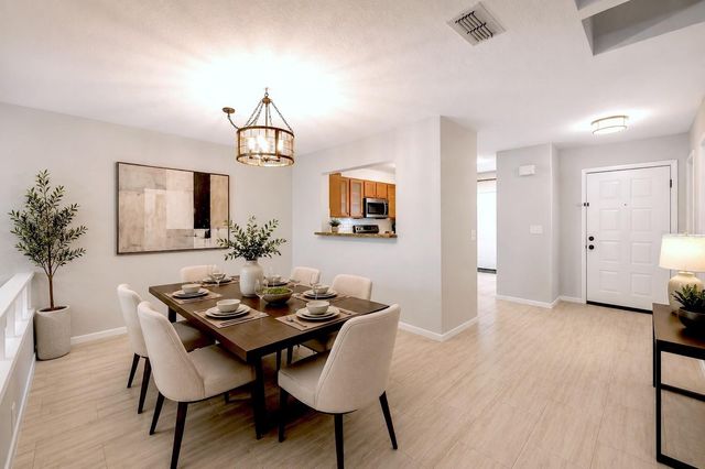 641 MAPLE OAK. CIRCLE 101, Altamonte Springs, FL 32701
