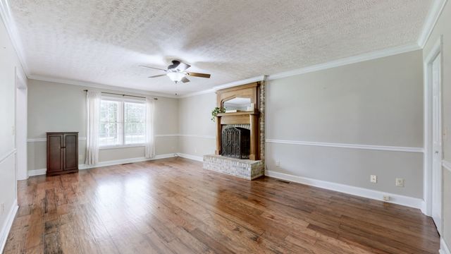 830 Motlow College Rd, Normandy, TN 37360