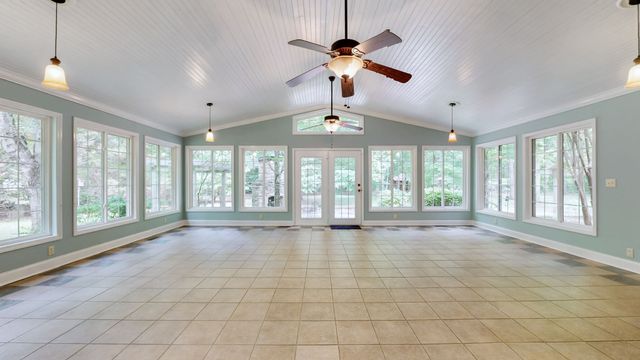 830 Motlow College Rd, Normandy, TN 37360