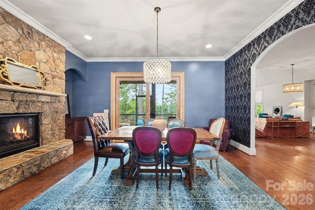 7484 Cottonwood Drive, Denver, NC 28037