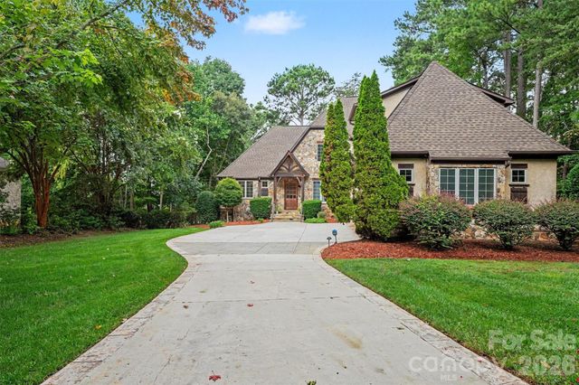 7484 Cottonwood Drive, Denver, NC 28037