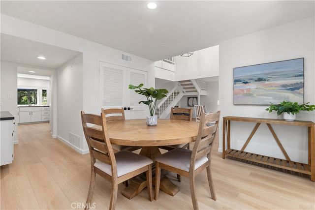 19 Whitewood, Irvine, CA 92612